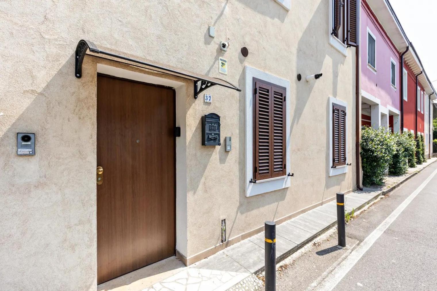House Verona Zen Bagian luar foto